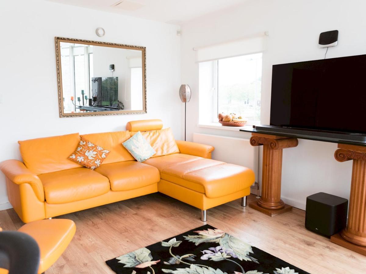 Pass The Keys Stylish 2Bed Rental Unit Glasgow Green מראה חיצוני תמונה