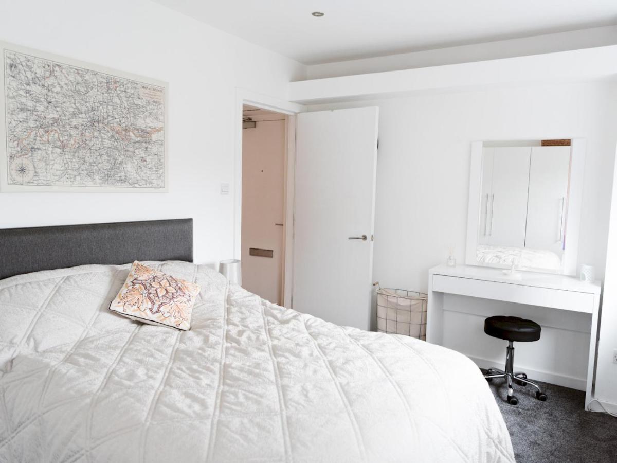 Pass The Keys Stylish 2Bed Rental Unit Glasgow Green מראה חיצוני תמונה