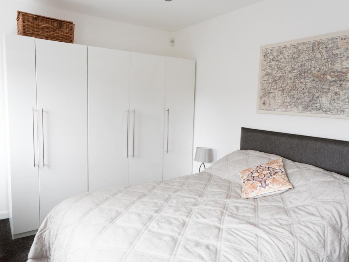 Pass The Keys Stylish 2Bed Rental Unit Glasgow Green מראה חיצוני תמונה
