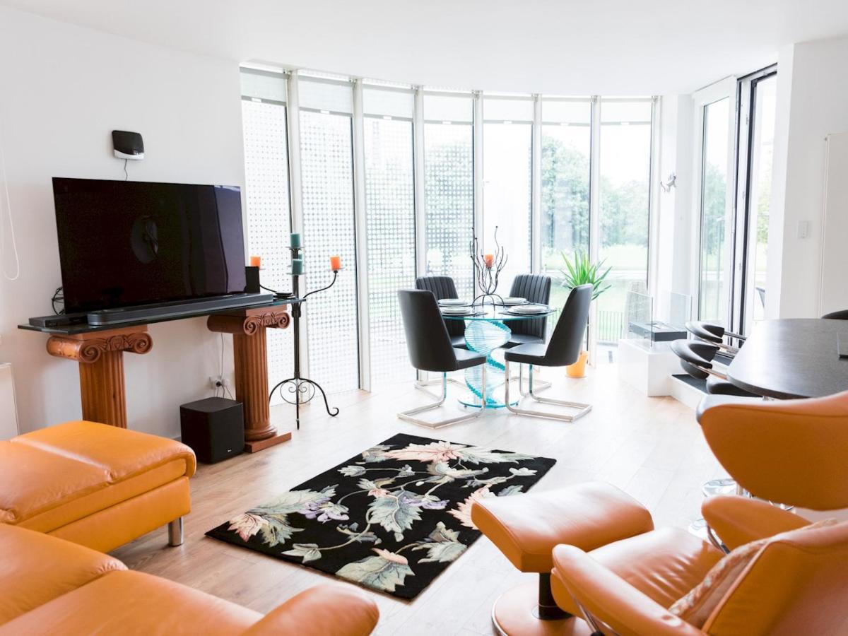 Pass The Keys Stylish 2Bed Rental Unit Glasgow Green מראה חיצוני תמונה