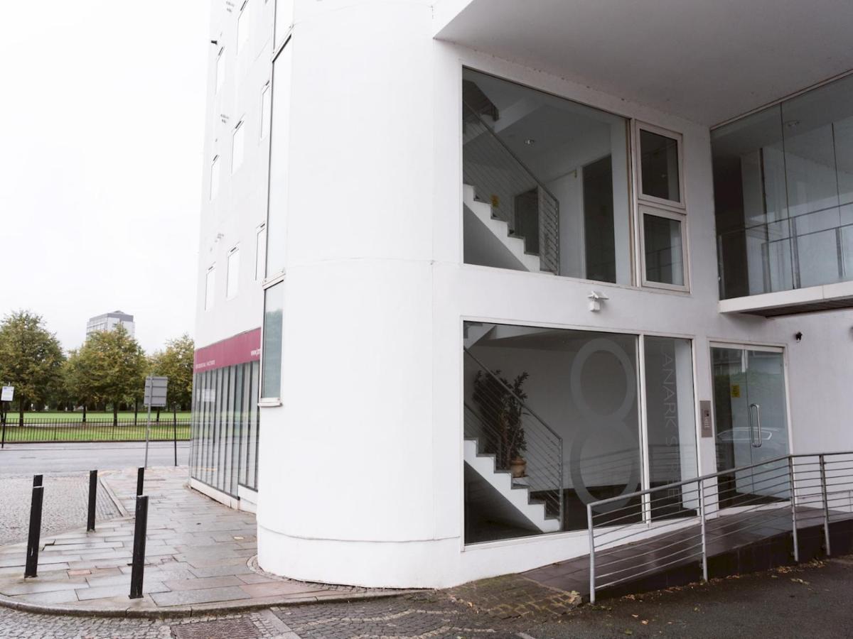 Pass The Keys Stylish 2Bed Rental Unit Glasgow Green מראה חיצוני תמונה