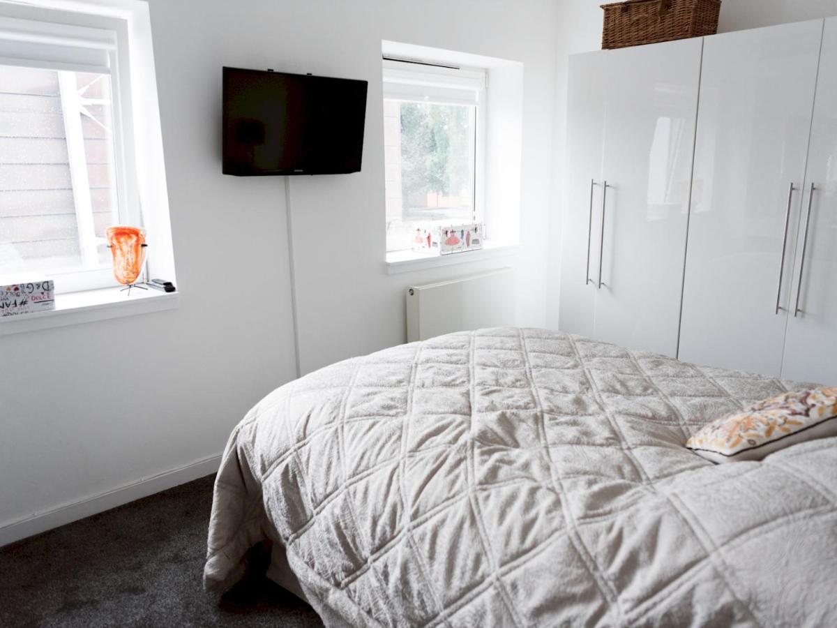 Pass The Keys Stylish 2Bed Rental Unit Glasgow Green מראה חיצוני תמונה