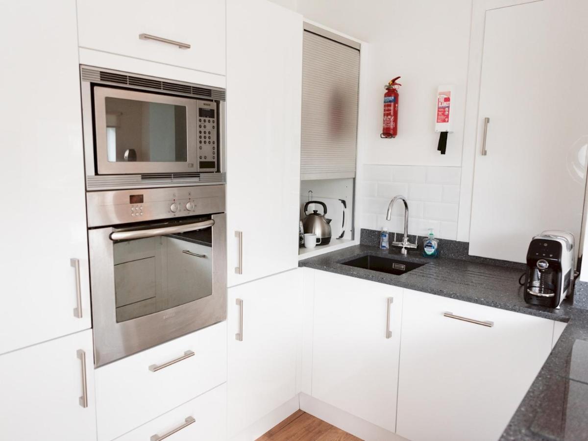 Pass The Keys Stylish 2Bed Rental Unit Glasgow Green מראה חיצוני תמונה
