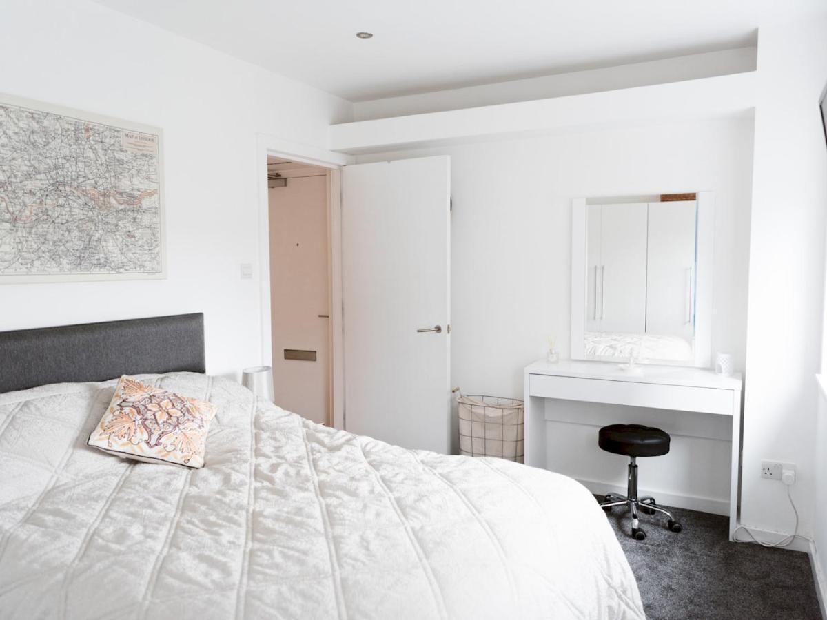 Pass The Keys Stylish 2Bed Rental Unit Glasgow Green מראה חיצוני תמונה