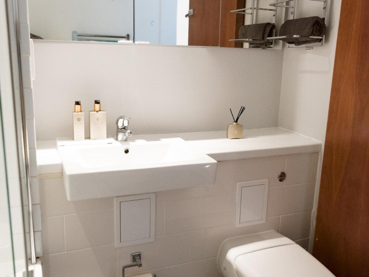 Pass The Keys Stylish 2Bed Rental Unit Glasgow Green מראה חיצוני תמונה