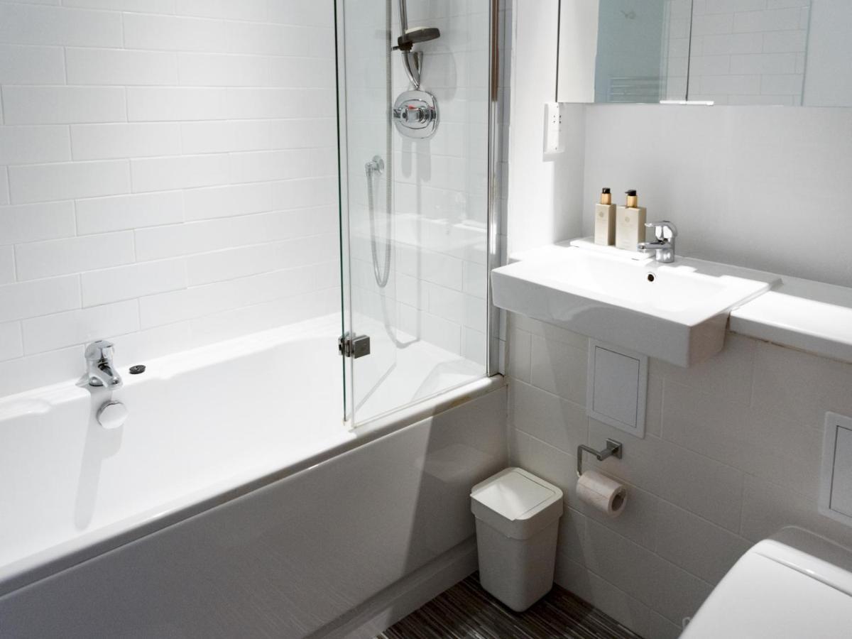 Pass The Keys Stylish 2Bed Rental Unit Glasgow Green מראה חיצוני תמונה